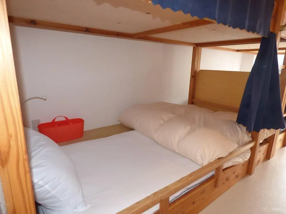 Guesthouse Hyakumanben Cross Kyōto