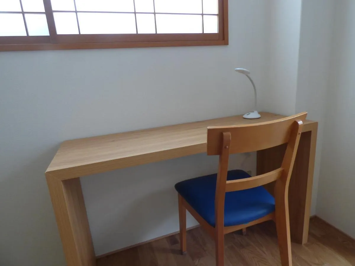 Guesthouse Hyakumanben Cross Kyōto 0*,